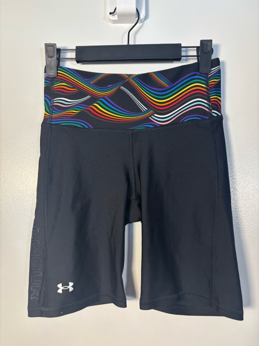 Under Armour Black Bike Shorts with Multicolor Wave Waistband